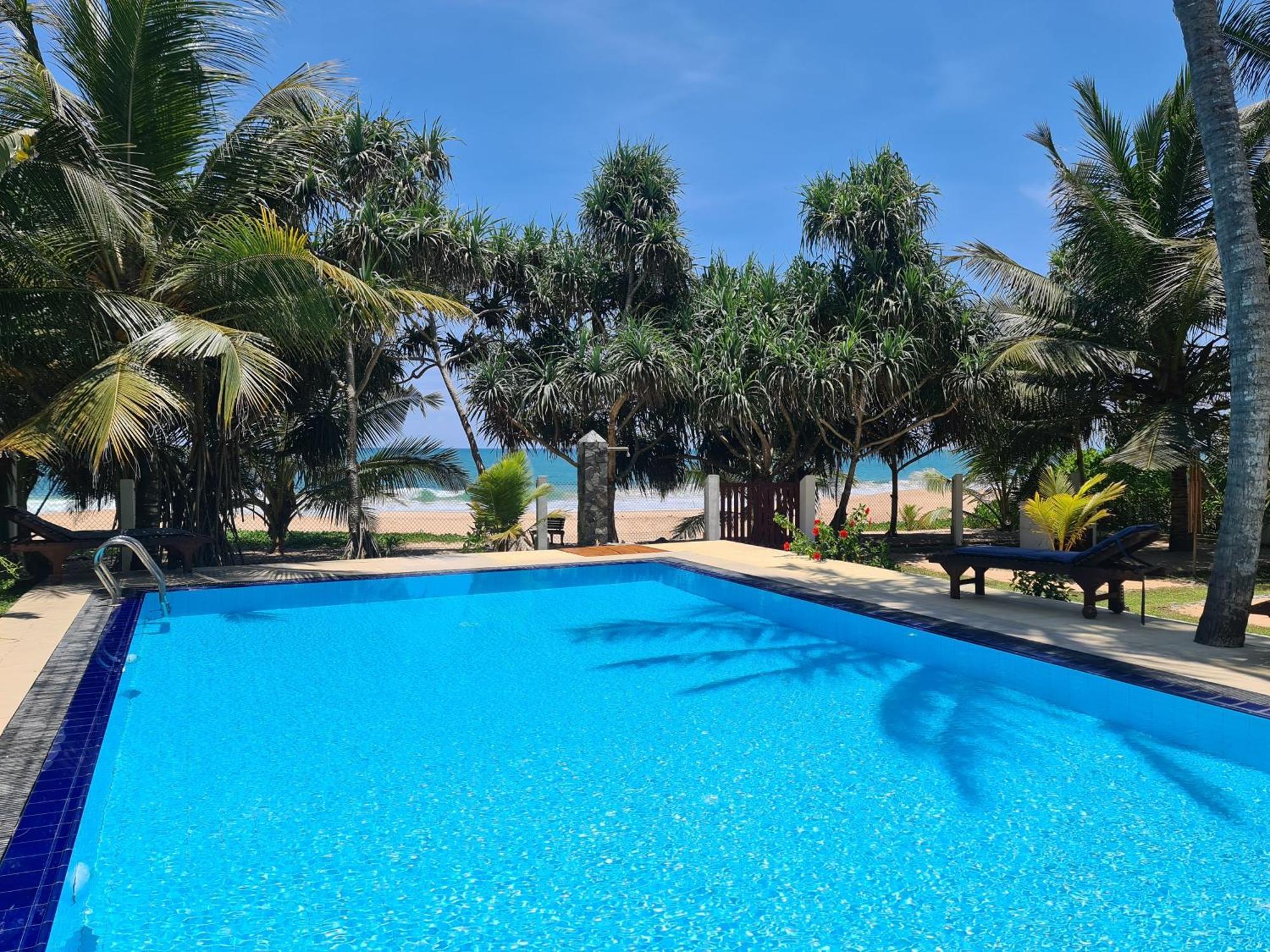 Czech House Villa Tangalle Bagian luar foto