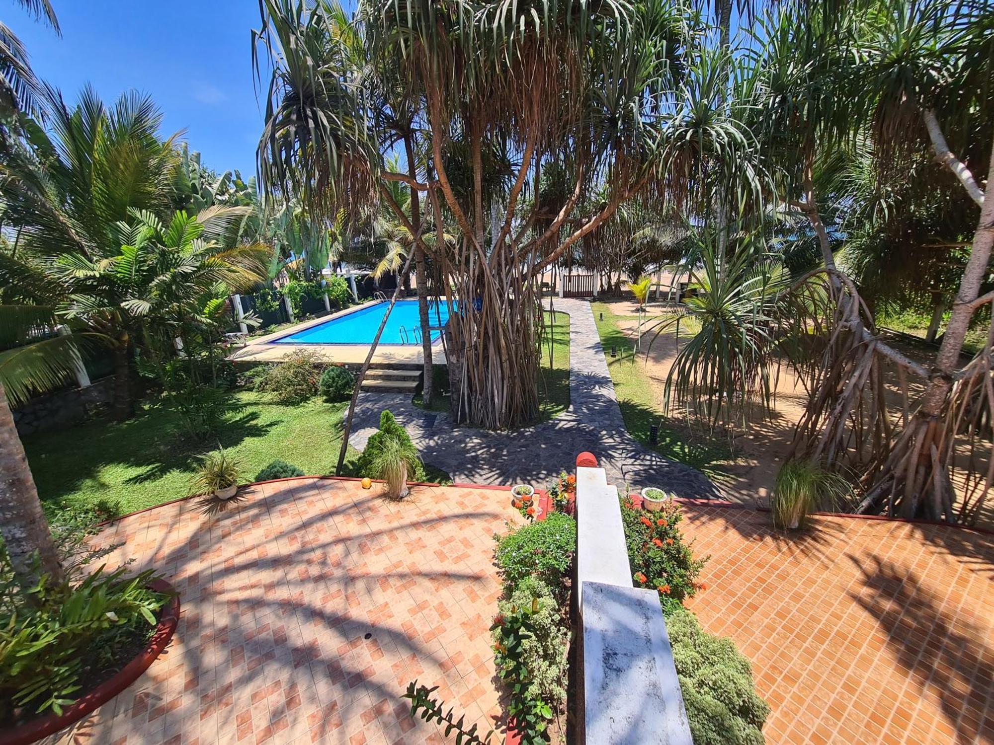 Czech House Villa Tangalle Bagian luar foto