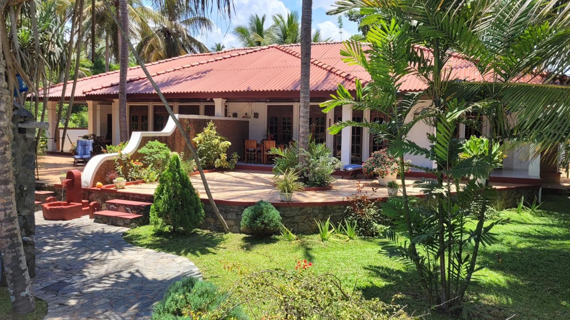 Czech House Villa Tangalle Bagian luar foto