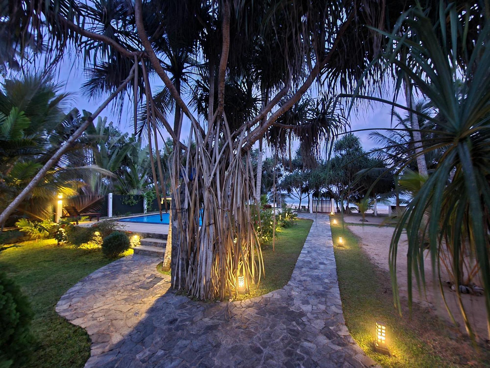 Czech House Villa Tangalle Bagian luar foto