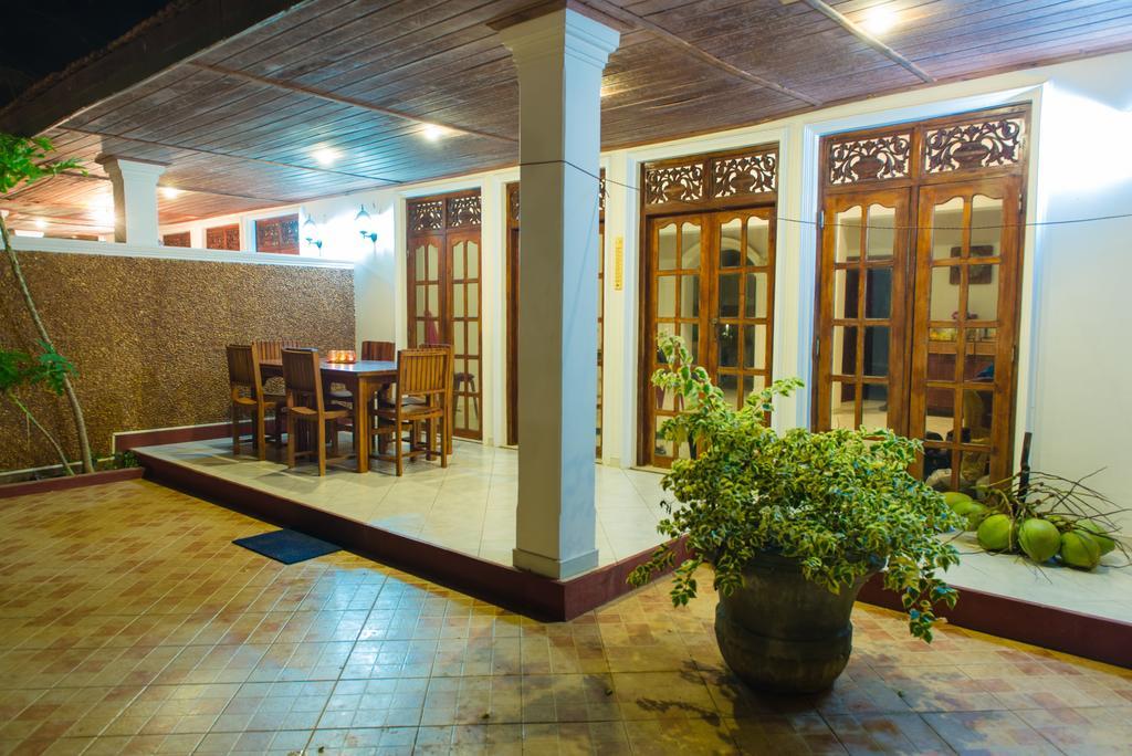 Czech House Villa Tangalle Bagian luar foto